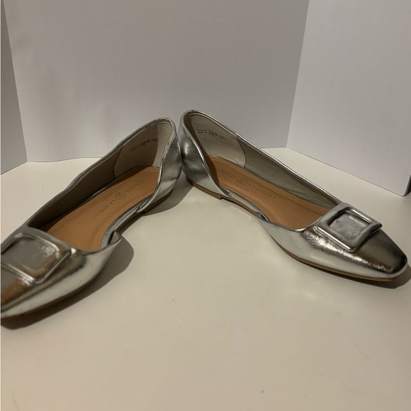 Chinese Laundry Metallic Silver Flats with Buckle - Picture 5 of 13